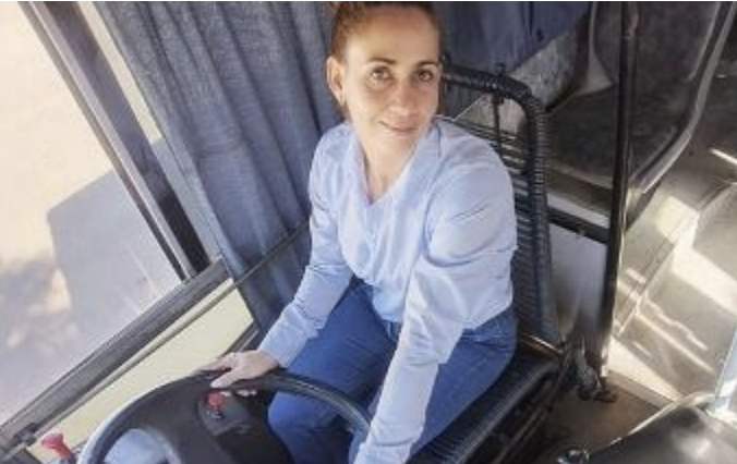 Concordia ya tiene su primera mujer chofer de colectivo